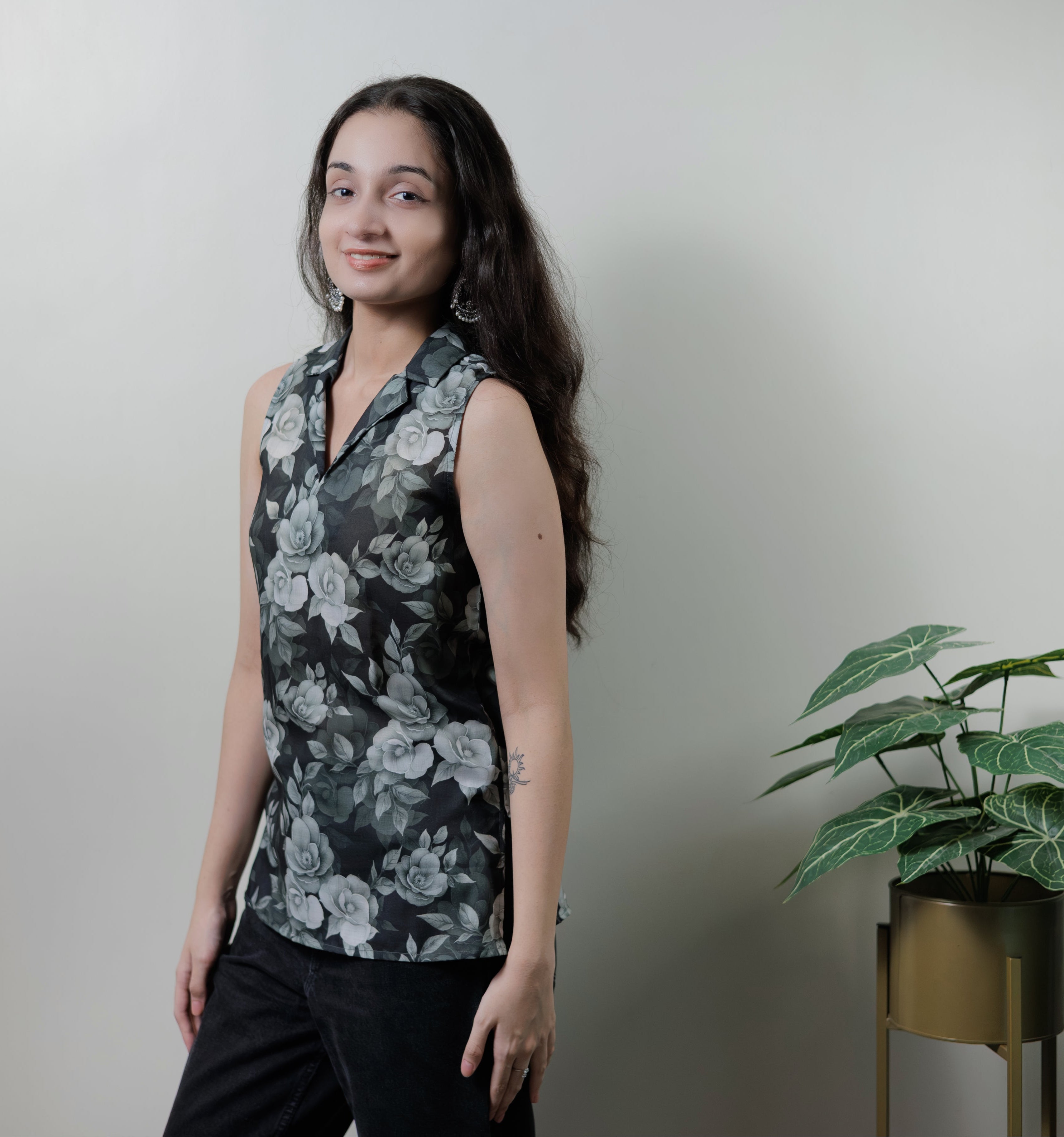 floral noir elegance