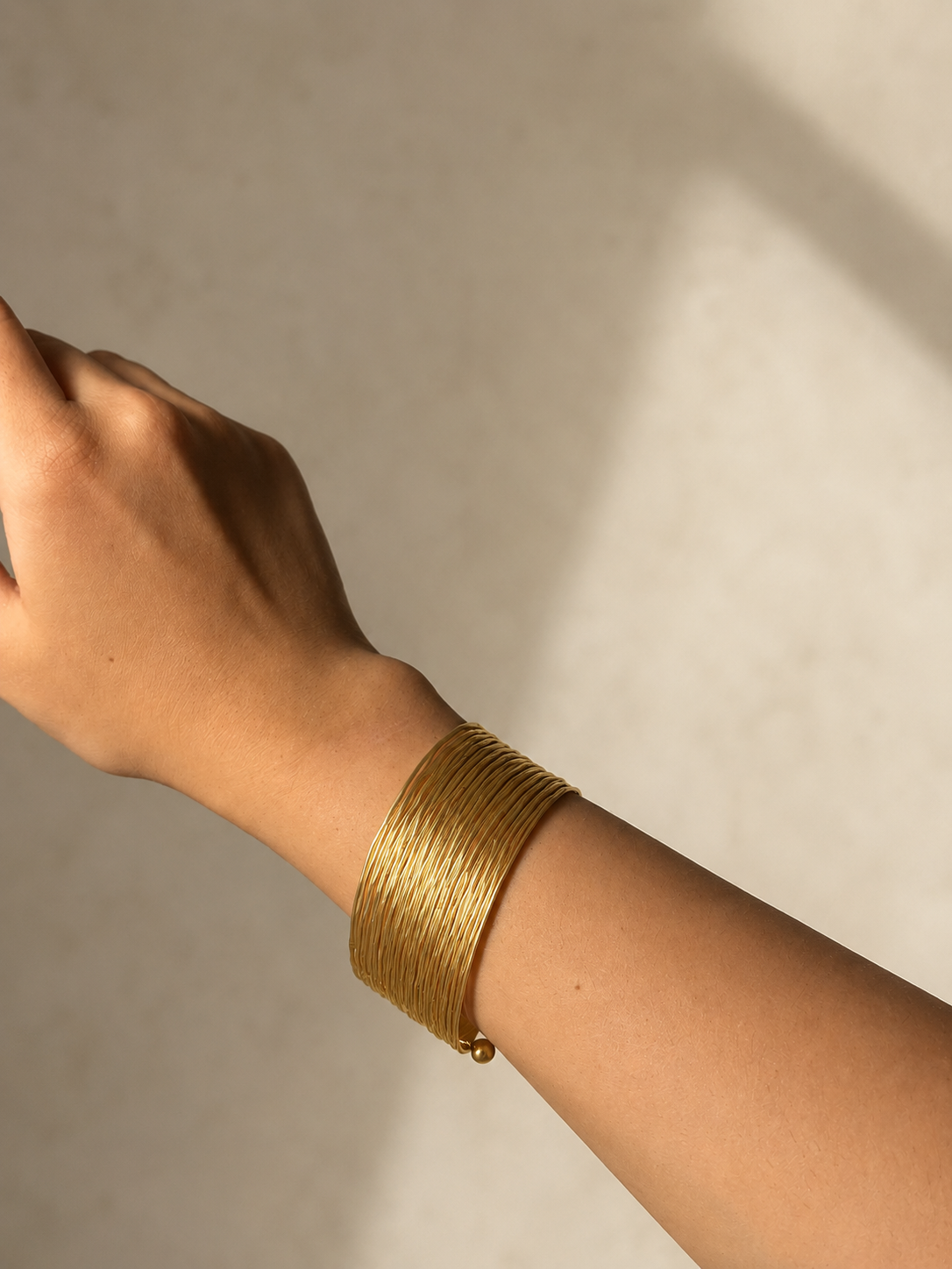Velora cuff