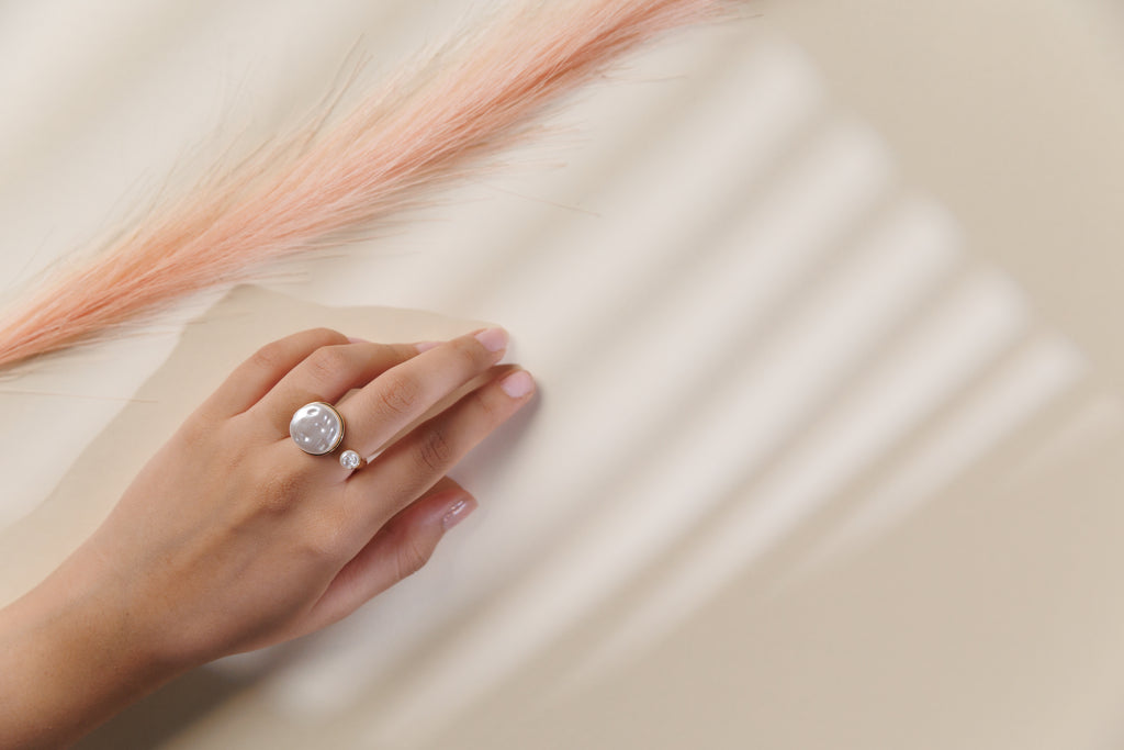 Aster pearl ring