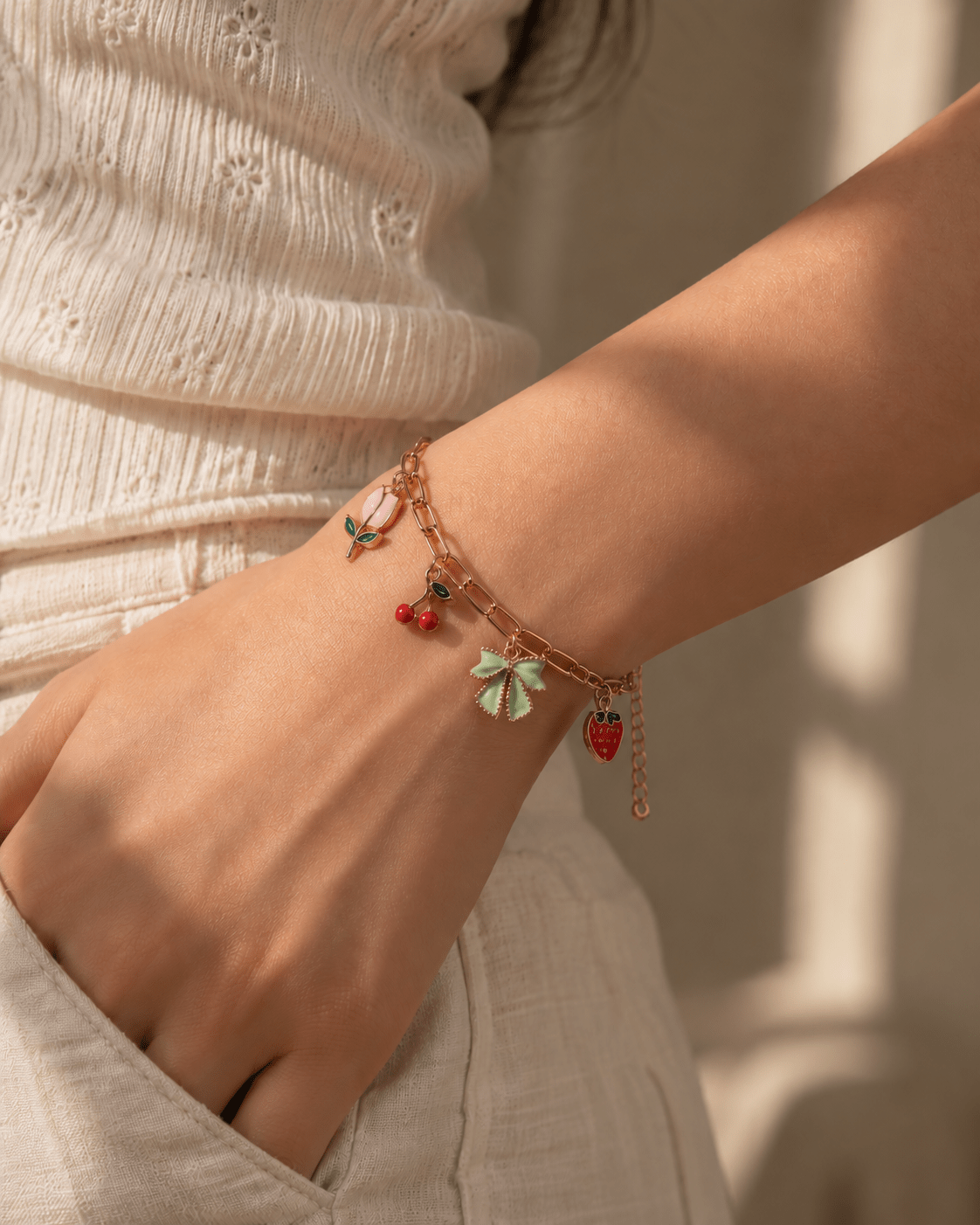 Mavie charm bracelet - avantara