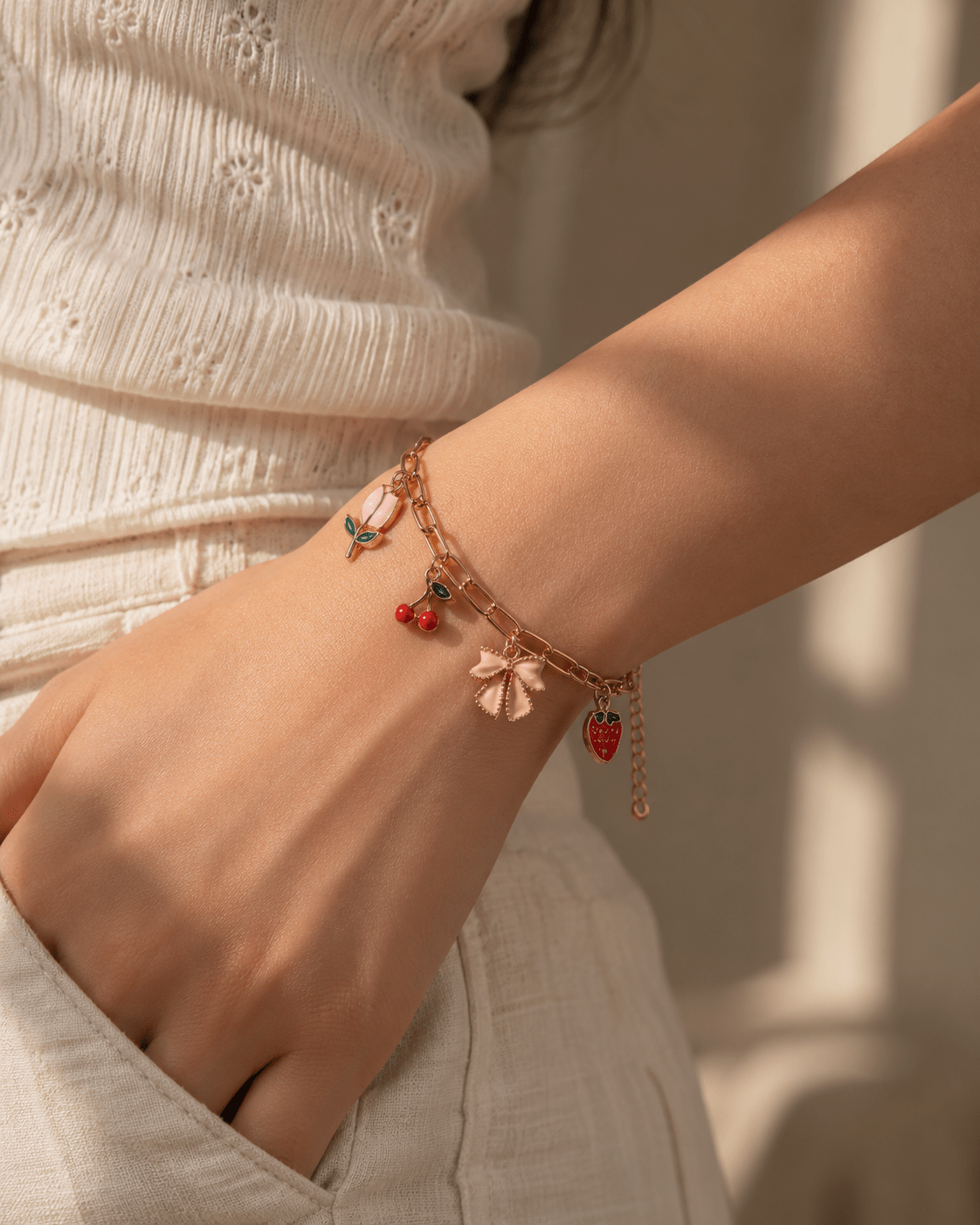Mavie charm bracelet - avantara
